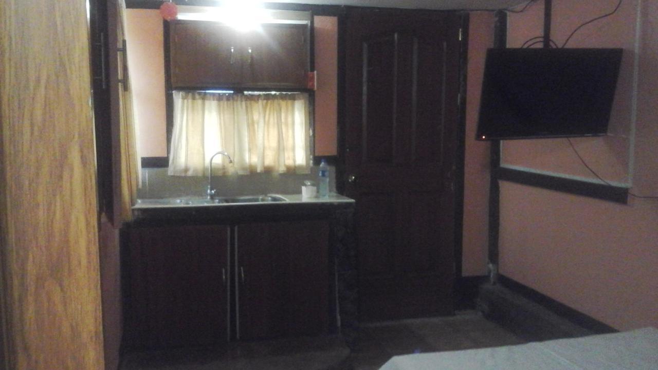 Larmar bed&breakfast Puerto Princesa Eksteriør billede